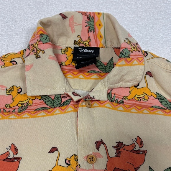 Disney lunch box Beige Lion King Patterned short sleeve button down Shirt boys 4 - Picture 2 of 6